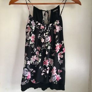Express floral tank